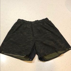 Men’s lululemon 5” Surge Short-Size small